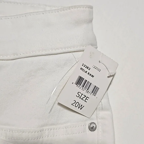 DL1961 Bridget High Rise Bootcut Raw Hem Jeans Size 20W NWT - Picture 3 of 7